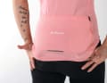 Die Taschen halten wegen des dichten Materials und lassen sich gut beladen