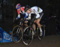 Kopf-an-Kopf-Rennen zwischen van Aert und van der Poel beim Cyclocross-Weltcup 2016 in Namur