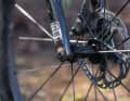 Die Steckachse der Rockshox Rudy-Federgabel