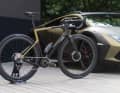 “Lambo” und Gravelbike im einheitlichen Look 