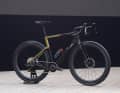 Das Exploro Racemax X Huracán Sterrato soll auf der Straße und im Gelände schnell unterwegs sein
