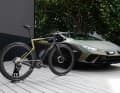 Das Design des Gravelbikes ist angelehnt an das des Lamborghini Huracán Sterrato