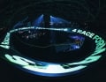 Als am 19. November  im Berliner Velodrom  die Hauptlichter ausgehen und die Lightshow  beginnt, herrscht  Gänsehaut-Stimmung