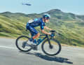 Auf den High-End-Modellen CFR sind die World-Tour-Profis um Enric Mas vom Team Movistar unterwegs. Im Handel sind zwei Modelle für 10499 und 10999 Euro.