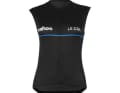 Auch ein ärmelloses Trikot mit Frauen-Schnitt wird angebote.