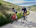 Die aufrechte Sitzposition und Komfortelemente wie eine große Reifenfreiheit und flexible Sitzstreben sollen das Pinarello X langstreckentauglich machen.