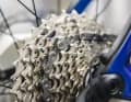 Mit zwölf Ritzeln am Hinterrad schließt die neue Ultegra-Schaltung zum Stand der Technik auf. Die Kette stammt von der MTB-Gruppe XT.