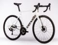 Das Cervelo Soloist 105 Rennrad kostet 4299 Euro und wiegt 8,9 Kilo.