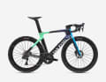 Bei der Teamvorstellung von Decathlon AG2R La Mondiale wurde ein neues Aero-Rennrad präsentiert: das Van Rysel RCR-F