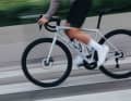 Das neue Specialized Aethos 2 soll zu den leichtesten Serienrädern gehören, die leichteste Version soll die Sechs-Kilo-Marke knapp knacken