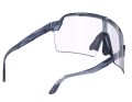 Ein besonderes Merkmal der Spinshield Pro sind die verfügbaren Glasvarianten, die von verspiegelten RP Optics Multilaser-Gläsern bis hin zu den photochromen ImpactX Gläsern reichen.