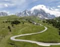 Großes Radsport-Kino: Die Dolomiten bilden auf der 3. Etappe die spektakuläre Kulisse für die Transalp