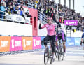 Bei Paris-Roubaix gab es einen Sensationssieg ...