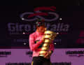 Die wohl bekannteste Trophäe des Radsports gibt es beim Giro d'Italia zu gewinnen - die "trofeo senza fine" - die unendliche Trophäe