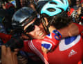 Dank und Gratulation: Thomas zählte zum britischen Team, das den WM-Titel von Mark Cavendish (links) bei der WM 2011 in Kopenhagen vorbereitete