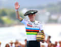 Remco Evenepoel gewann die Clasica San Sebastian in den Jahren 2019, 2022 und 2023. Er ist damit Rekordsieger des Rennens