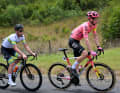 Gemeinsam mit Luke Burns setzte sich der Niederländer ab und fuhr lange Zeit in Führung liegend vor dem Peloton