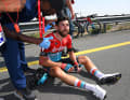 Thomas De Gendt (Lotto-Dstny) stürzt ...