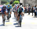 Nach rund 50 KIlometern kam allerdings die Sonne raus. Da hatte sich bereits eine Spitzengruppe um den gestrigen Tagessieger Andrea Vendrame und den Zweitplatzierten des Vortages Pelayo Sanchez gebildet.