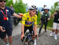Remco Evenepeol konnte den Angriffen vier Kilometer vor dem Ziel nicht folgen und verlor das Gelbe Trikot.