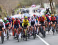 Das Peloton zeigte sich stets aufmerksam und parierte zahlreiche Attacken