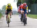 Auch einen Fluchtversuch von Dylan van Baarle (links) neutralisierte das Peloton. Alle Ausreißergruppen waren 65 Kilometer vor dem Ziel gestellt