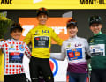 Die vier Trikotgewinner der Tour de France Femmes: Elise Chabbey (FDJ-Suez), Pauline Ferrand-Prevot (Visma | Lease a Bike), Nienke Vinke (Picnic-Post NL) und Lorena Wiebes (SD Worx-Protime).