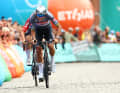 Mathieu van der Poel (Alpecin – Deceuninck) gewinnt den Sprint gegen Arnaud de Lie (Lotto).