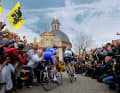 Die Flandern-Rundfahrt: Ein Radsport-Mythos. Auf die berühmte Mauer von Geraardsbergen müssen die Radsportfans allerdings auch 2025 verzichten