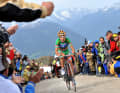 2005 betritt Domenico Pozzovivo die große Bühne des Radsports. Er wird Profi beim Team Ceramica Panaria - Navigare. Schnell zeigt sich, dass der Italiener aus dem Süden seines Landes vor allem am Berg stark ist.