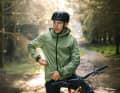 Wasserdichter Alleskönner: Die neue Gorewear Lupra 2.0 Jacke soll sowohl auf dem Trail als auch in der City optimalen Regenschutz bieten