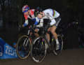 Kopf-an-Kopf-Rennen zwischen van Aert und van der Poel beim Cyclocross-Weltcup 2016 in Namur