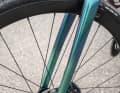Die neue, leichte Gabel lässt genug Raum für 32 Millimeter breite (Tubeless-)Reifen