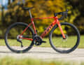 Das Propel Advanced 2 kostet 2999 Euro und ist damit aktuell eines der günstigsten Aero-Rennräder auf dem Markt.