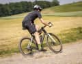 Speed auf Schotter: Race-Gravelbikes sind für den sportlichen Einsatz im Gelände entwickelt