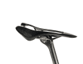 Sitzbrett: Storck drückt das Gewicht des Aernario mit einem minimalistischen Carbonsattel.