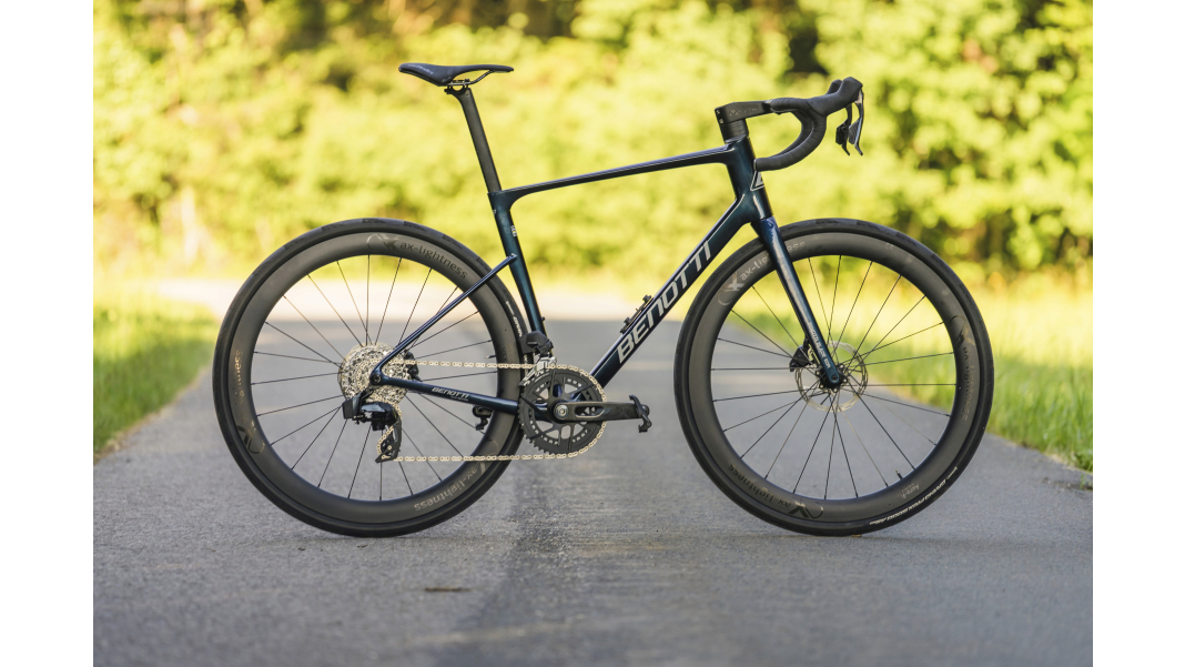Blade EDR SRAM Rival AXS