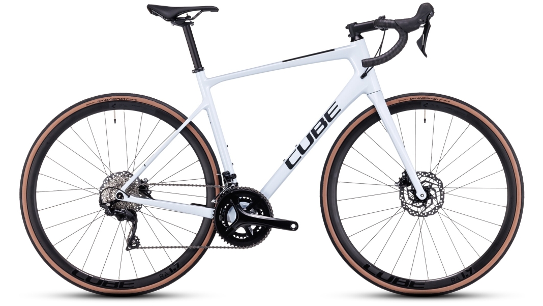 Attain GTC Race flashwhite´n´black