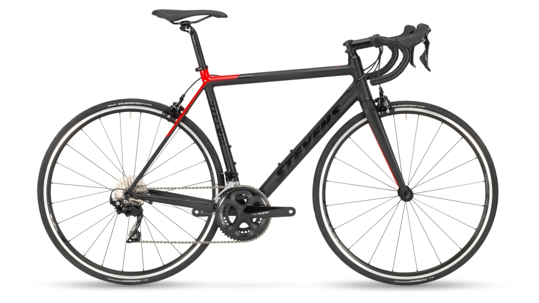 Stelvio Stealth Black