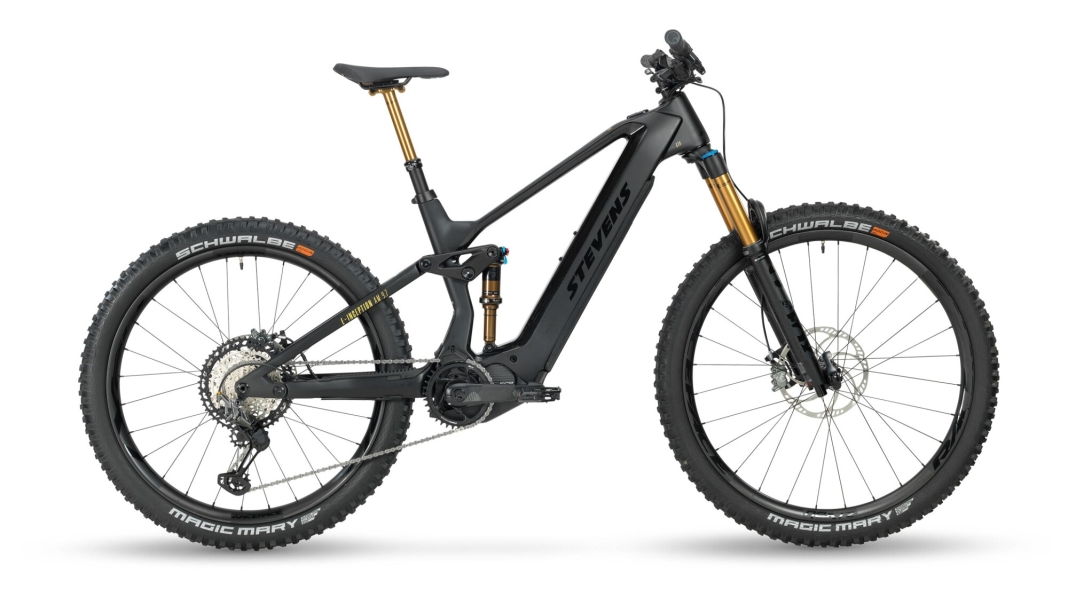 E-Inception AM 9.7 GTF Stealth Black