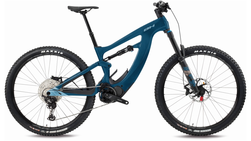 XTEP LYNX CARBON 9.7 PRO