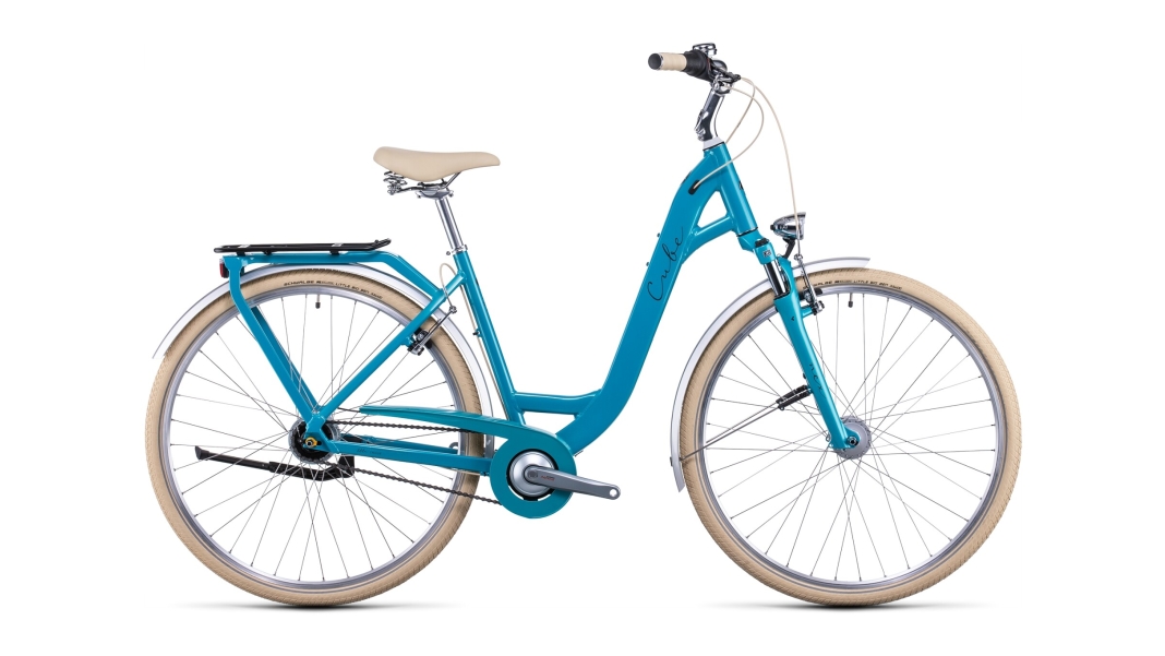 Ella Cruise aquamarine´n´black