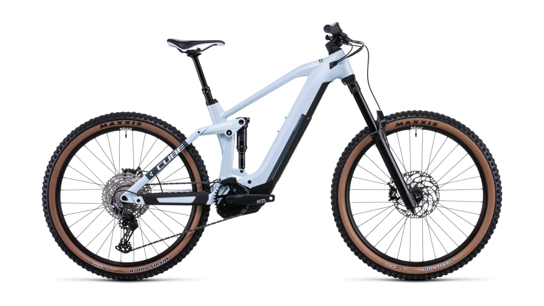 Stereo Hybrid 160 HPC Race 625 27.5 frostwhite