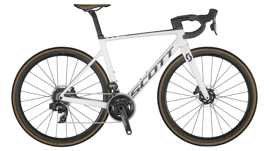 Addict RC 10 Pearl White