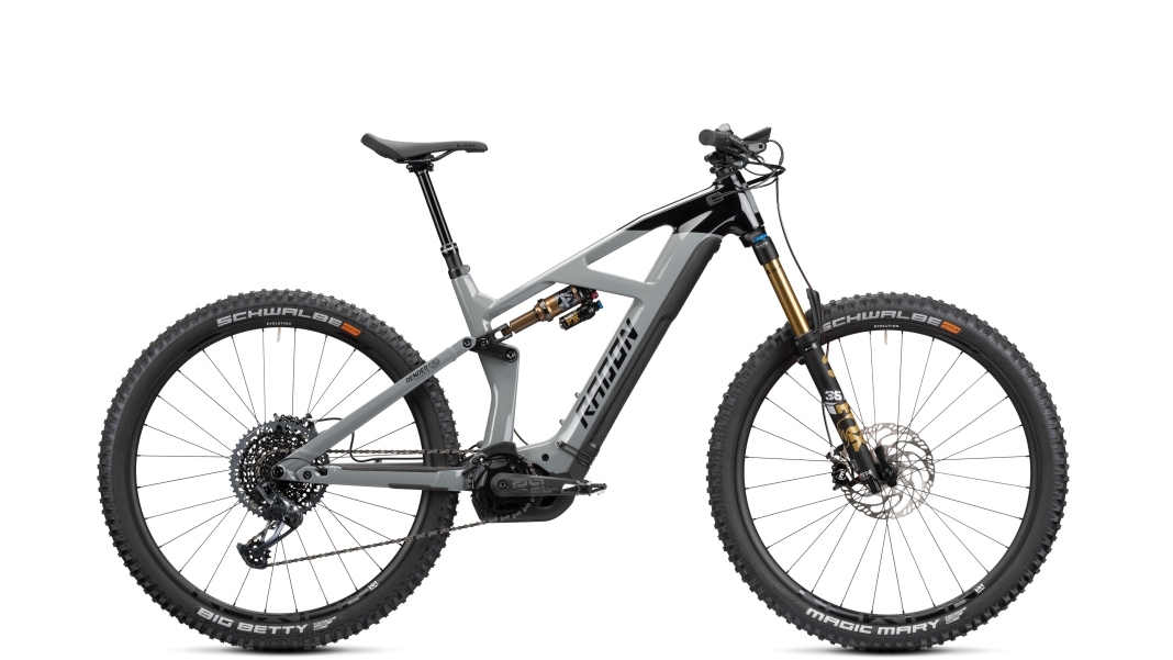 RENDER 10.0 750 BLACK EDITION