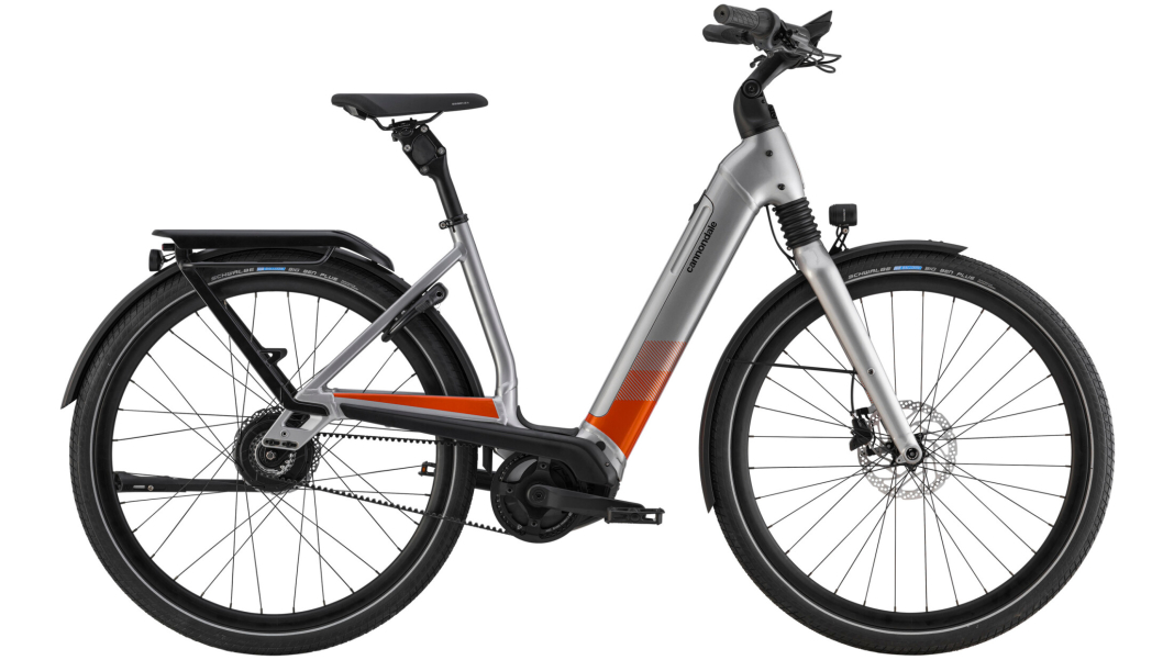 700 U Mavaro Neo 1