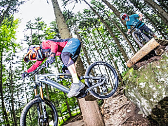 E-Freerider-Duell: Commencal Meta Power vs Canyon Torque:ON