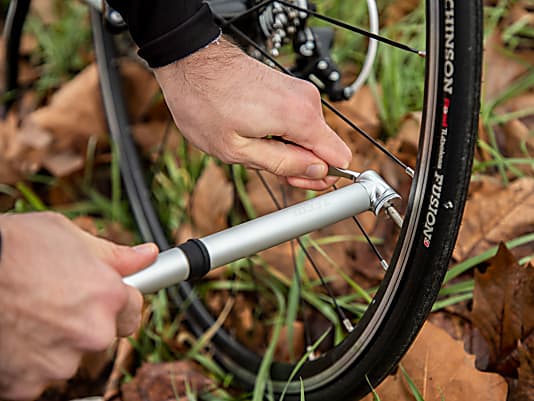 Zwei neue Mini-Luftpumpen fürs Rennrad