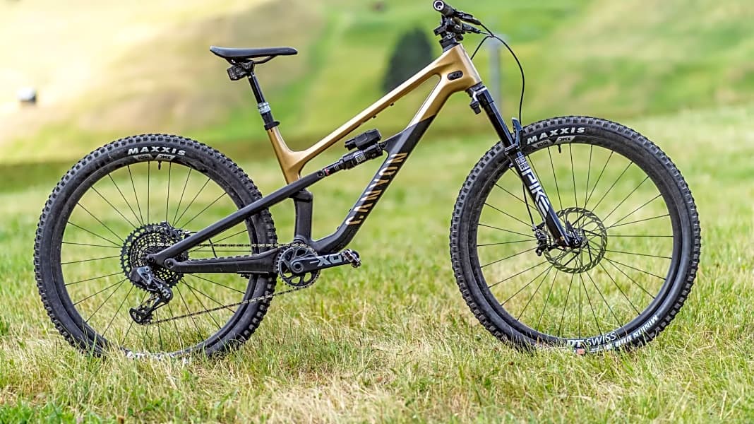 Canyon Spectral 125 CF LTD Sondermodell im TrailbikeTest BIKE