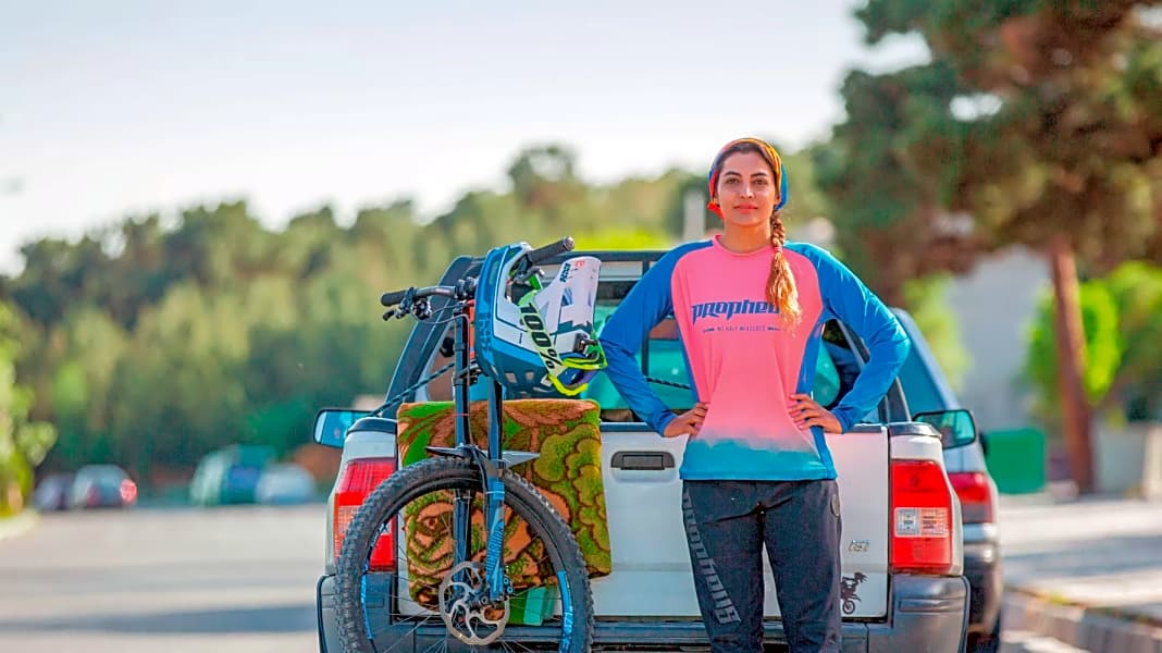Starke Frauen im Bike-Sport: Interview mit DH-Meisterin Somaye Farahani